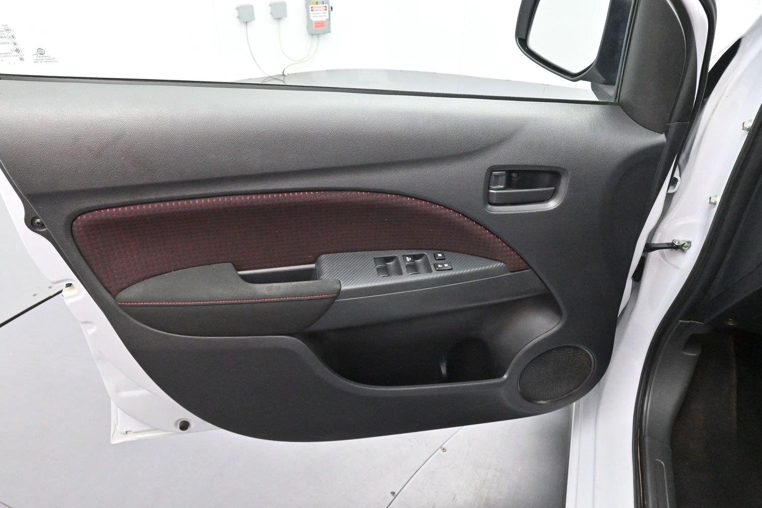 Used 2024 White Diamond w/Black Roof Mitsubishi Ralliart image 10