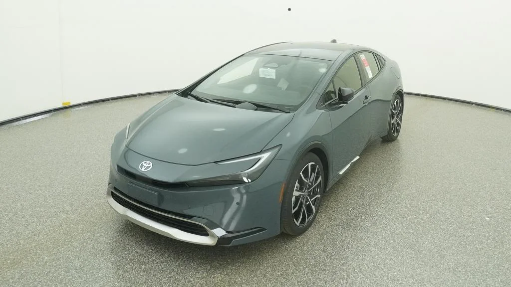 New 2026 Guardian Gray Toyota XSE image 38