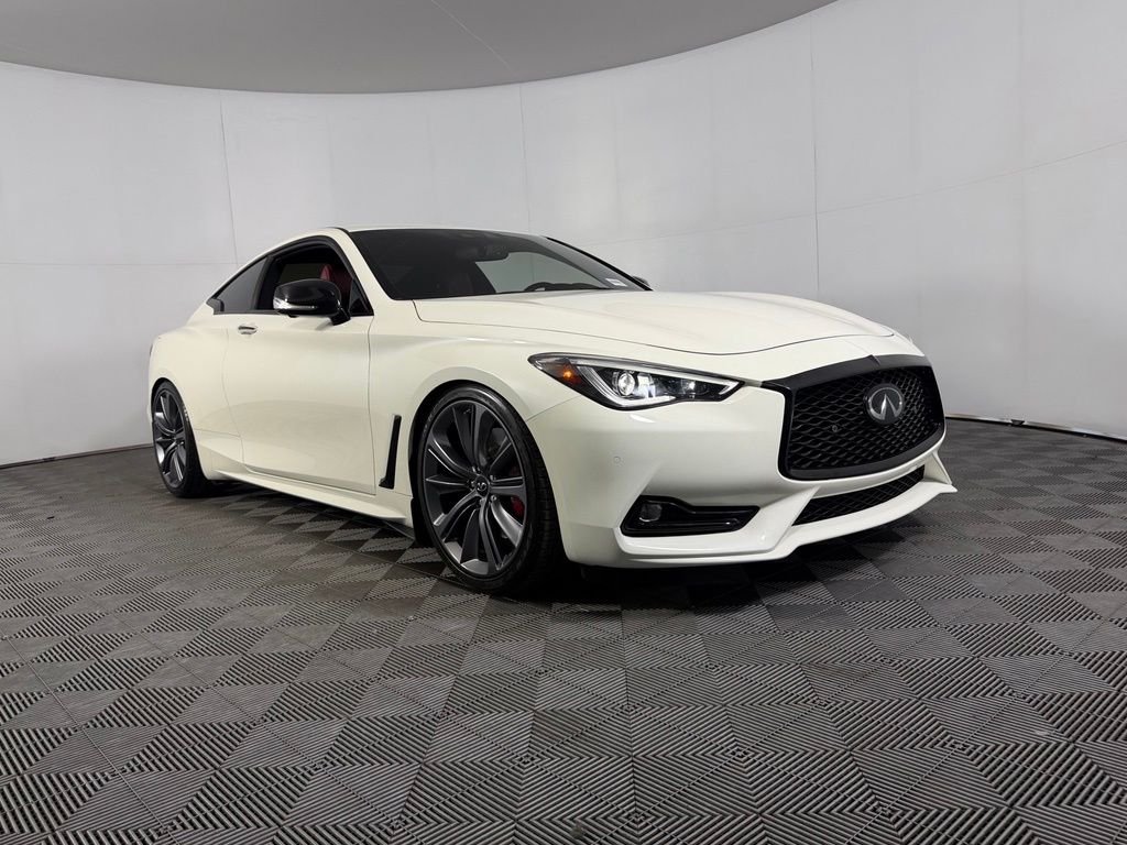 Used 2022 White INFINITI Red Sport 400 image 4