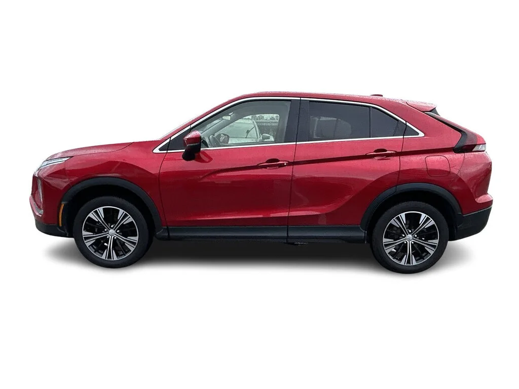 Used 2022 Red Diamond Mitsubishi ES S-AWC Certified Pre-Owned   Local BC   Certifie image 8