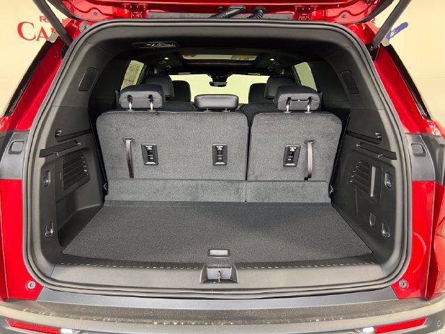 2027 Chevrolet Traverse LT - Photo 22