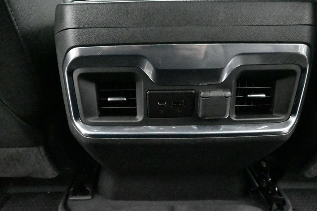 Used 2022 Summit White Chevrolet LTZ image 21
