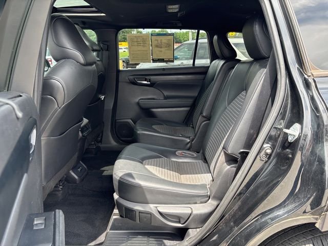 Used 2021 Midnight Black Metallic Toyota XSE image 25