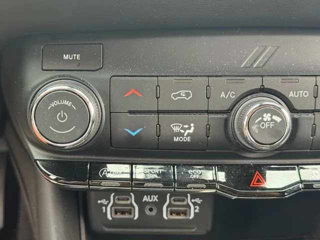 Certified Used 2022 Gray Dodge SXT image 37