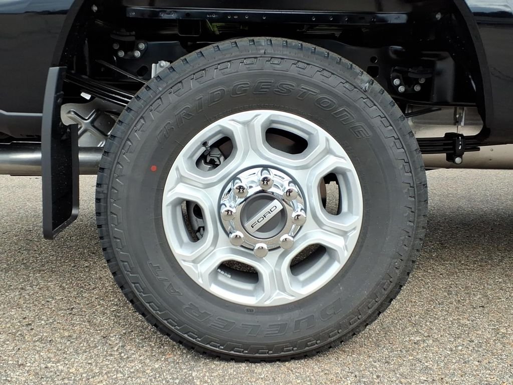 New 2026 Agate Black Metallic Ford F-350® XLT image 11