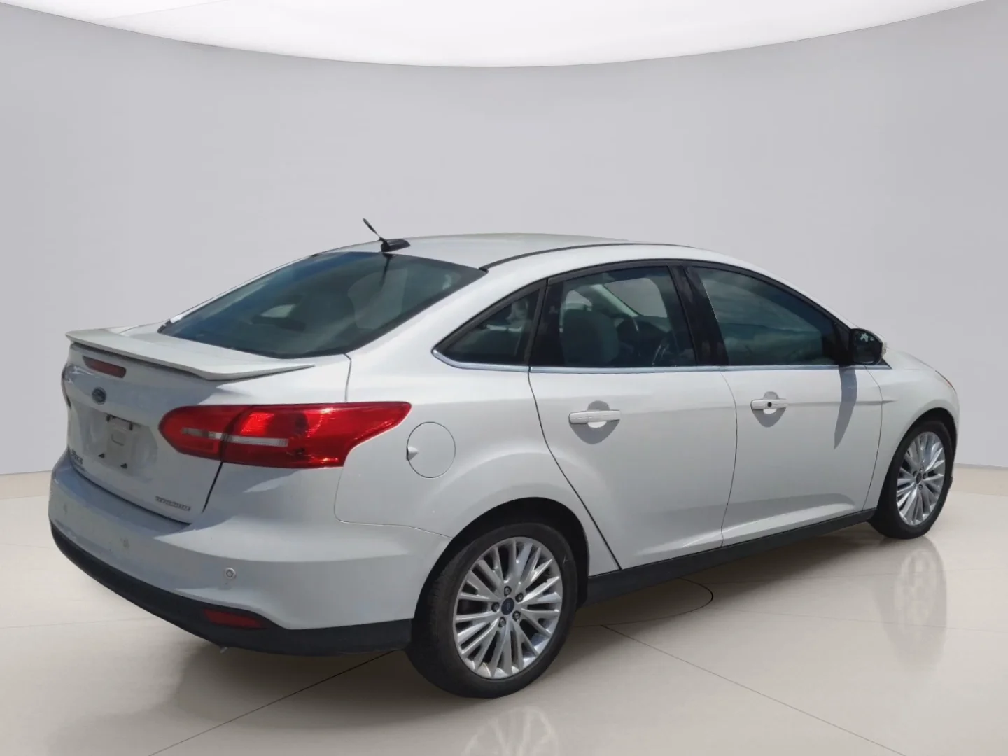 Used 2017 White Ford TITANIUM image 5