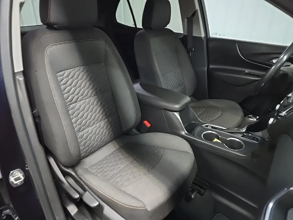 Used 2020 Blue Chevrolet LT image 14