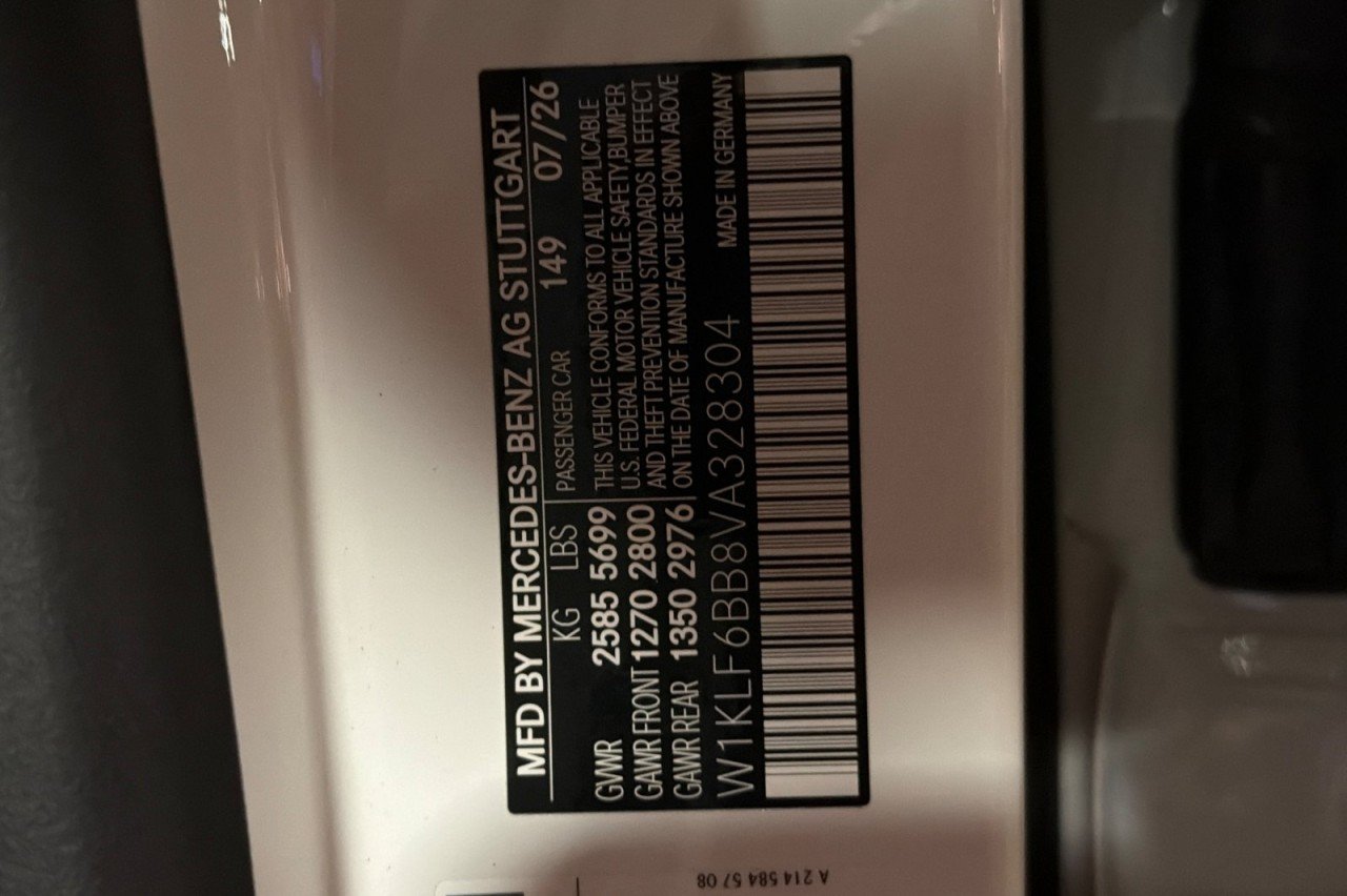 New 2027 Polar White Mercedes-Benz E 450 4MATIC® Sedan image 27