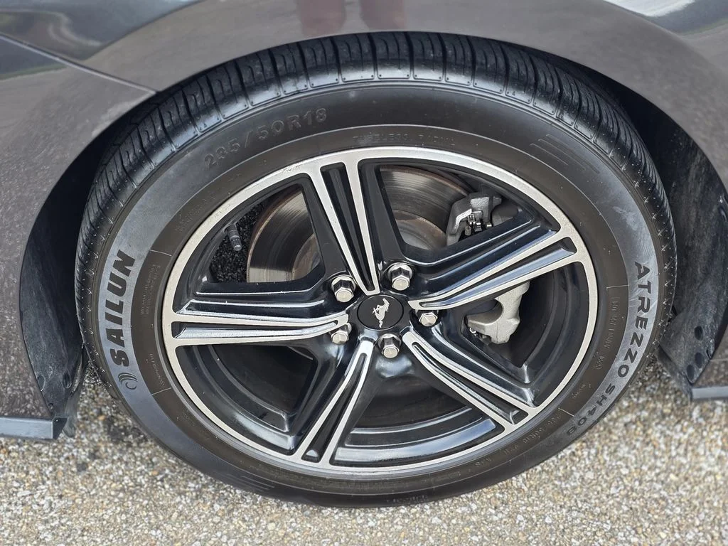 Used 2024 Gray Ford EcoBoost Premium image 34