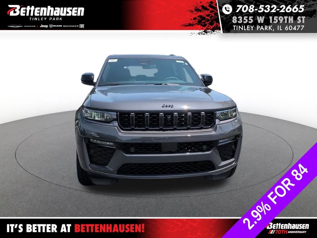 New 2026 Baltic Gray Metallic Clear-Coat Exterior Paint Jeep Limited Reserve image 2
