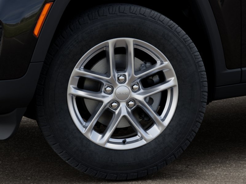 New 2026 Diamond Black Crystal Pearl-Coat Exterior Paint Jeep Laredo X image 74