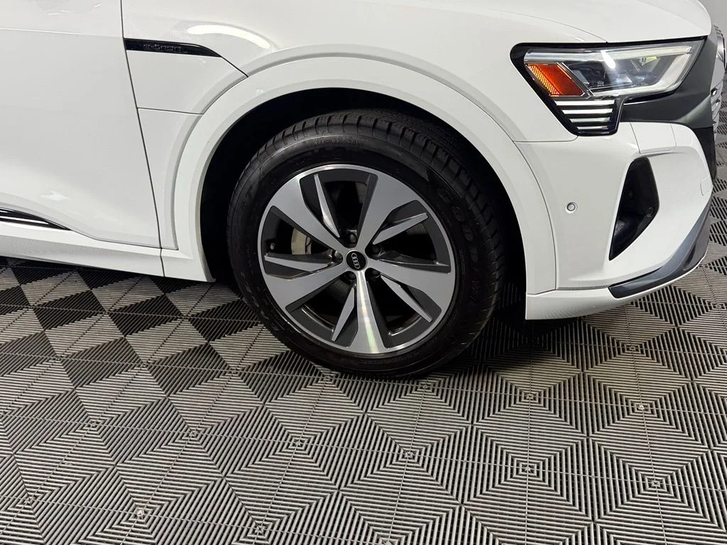 Used 2024 White Audi Prestige image 12