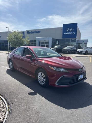 2021 Toyota Camry Hybrid LE