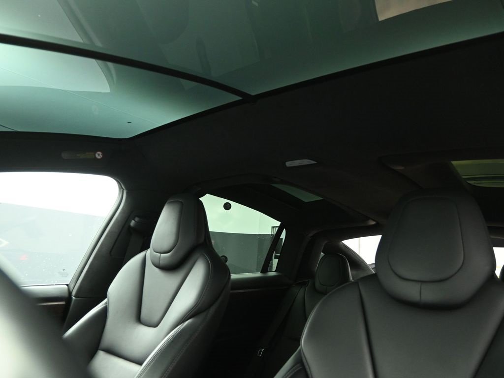 2018 TESLA MODEL X - Image 16
