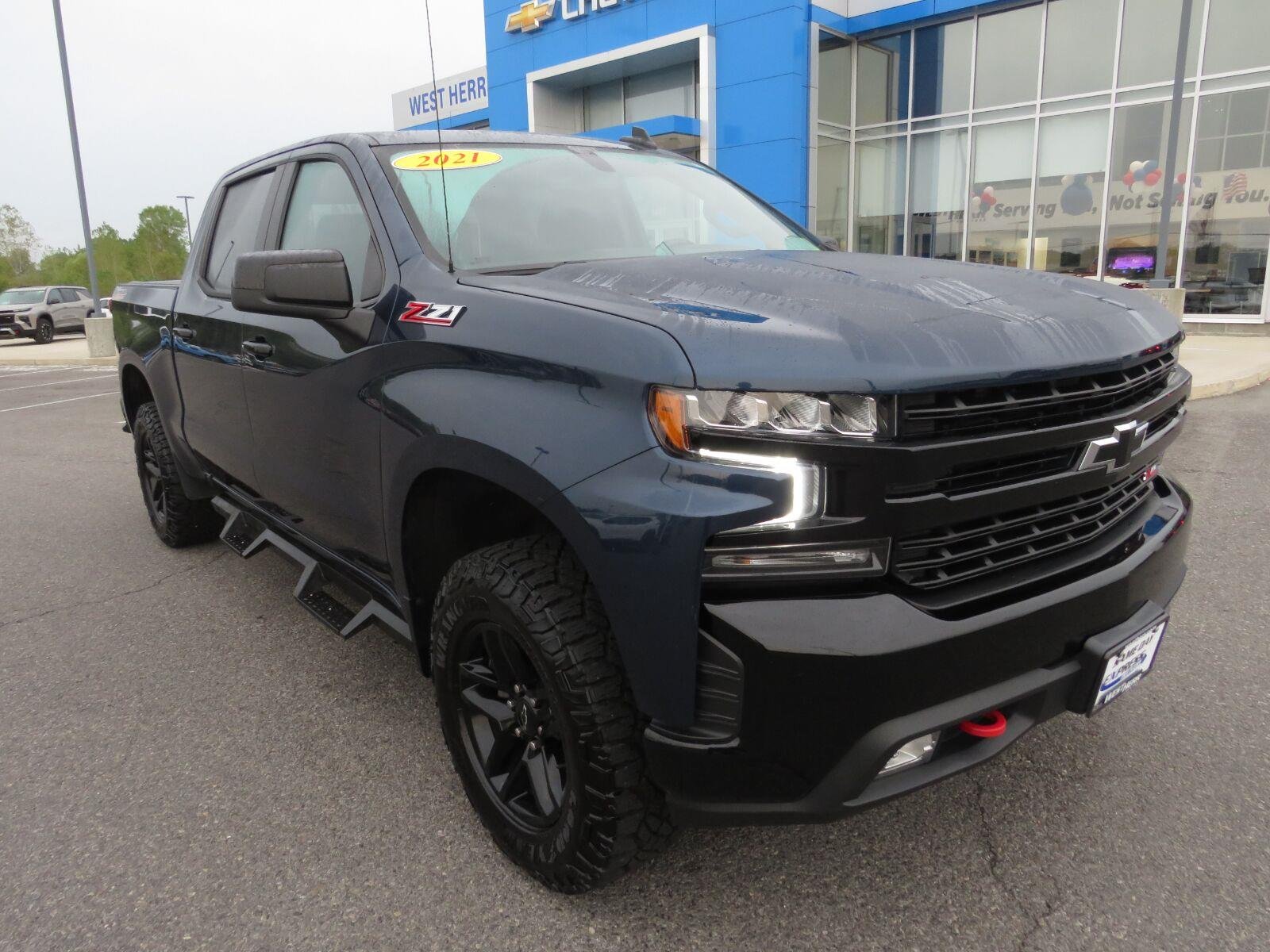 Used 2021 Northsky Blue Metallic Chevrolet LT Trail Boss image 2
