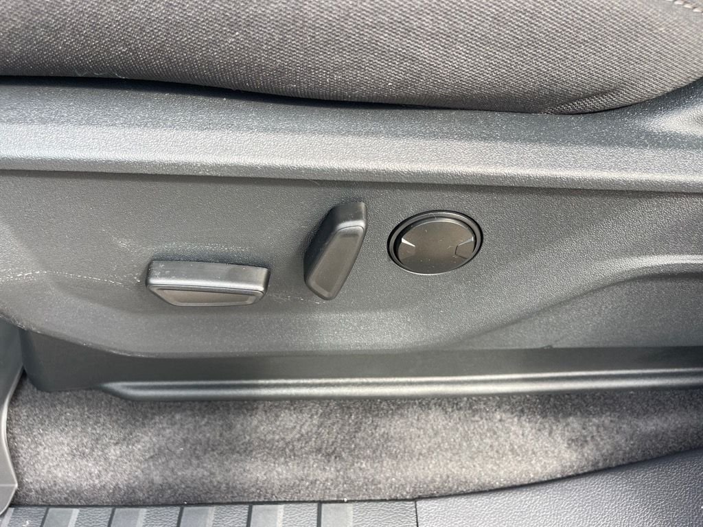 2025 Ford F-150 XLT - Photo 6