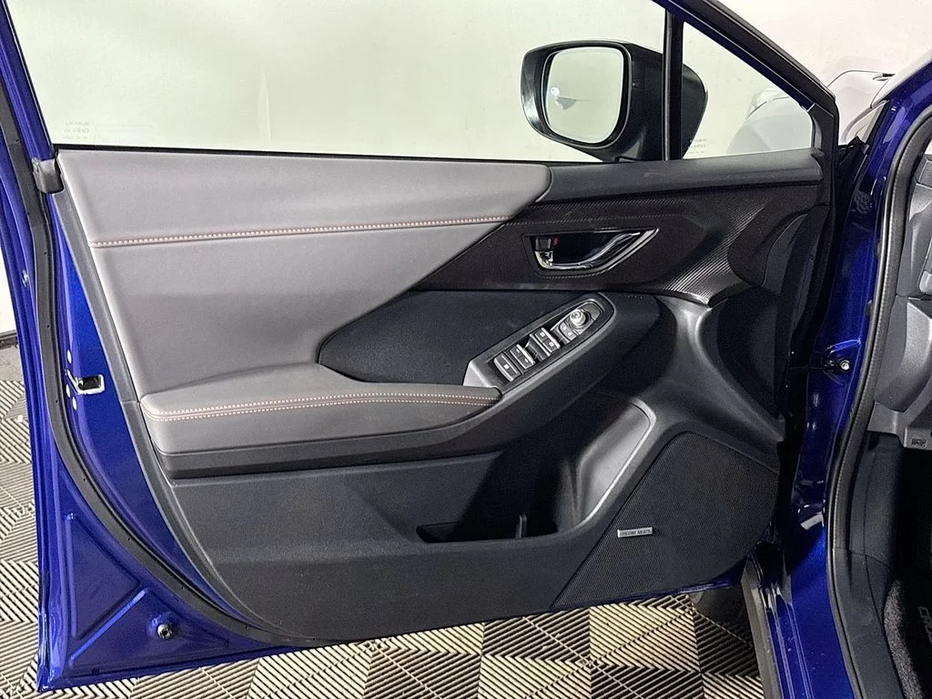 New 2026 SAPPHIRE BLUE PEARL Subaru Limited image 10