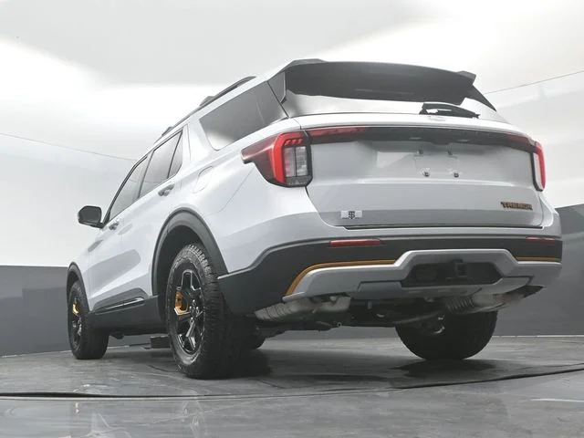 New 2026 White Ford Tremor image 23