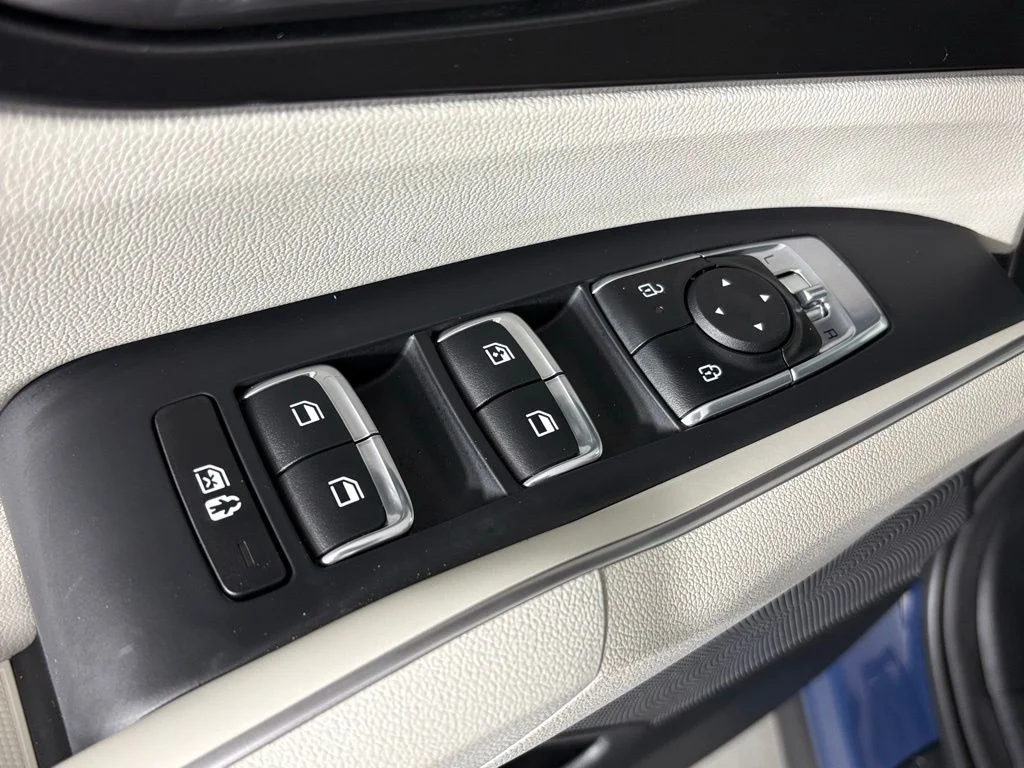New 2026 Black Kia S image 16