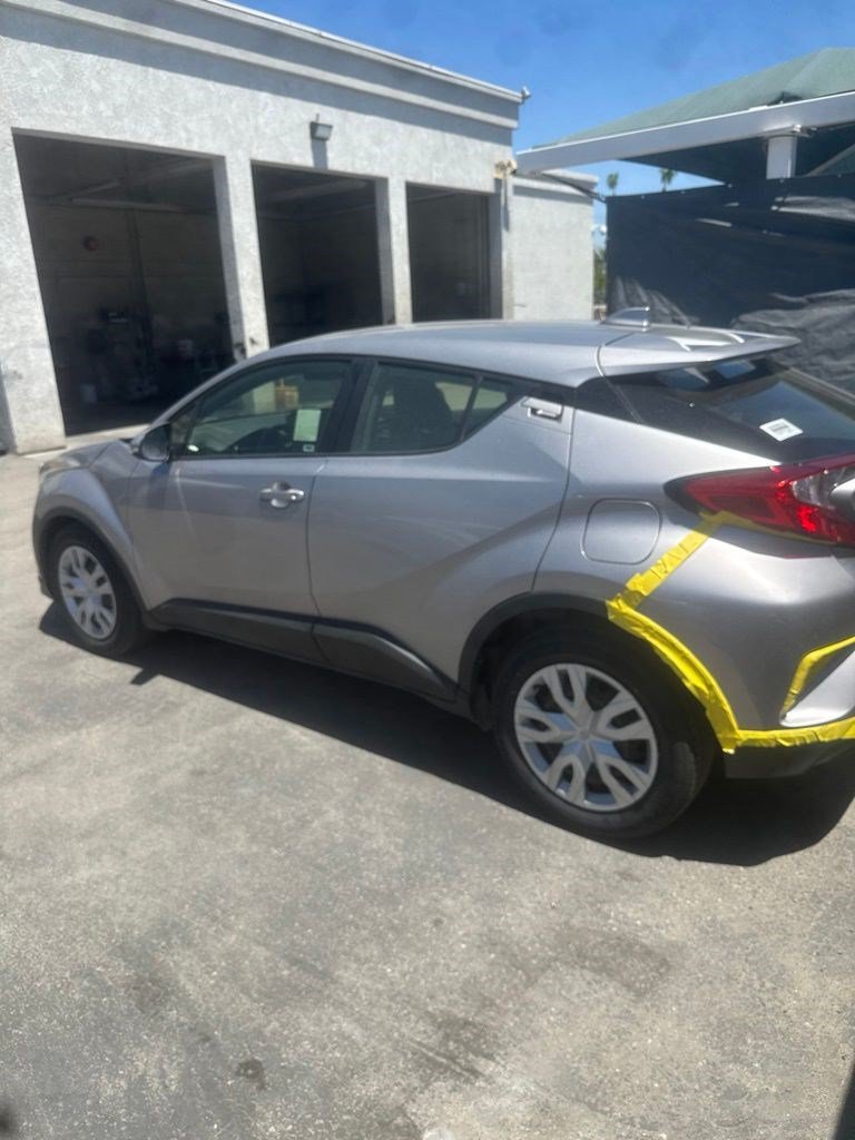 Certified Used 2019 Silver Knockout Metallic Toyota LE image 4