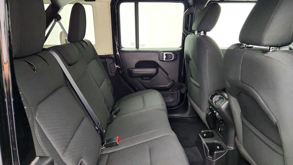 Used 2022 Black Clearcoat Jeep Unlimited Willys 4x4 w/ Sky One-Touch Top & Alpine Audio image 25