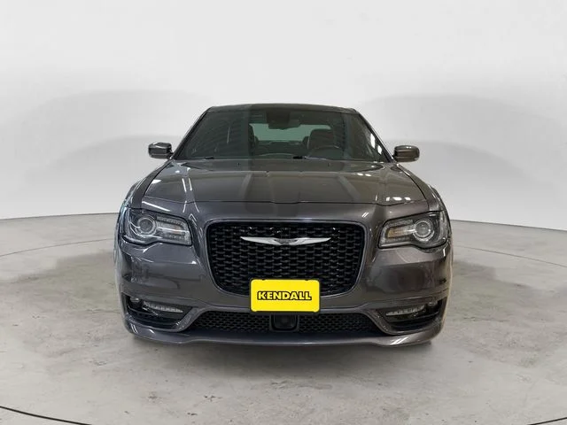 Used 2019 Gray Chrysler S image 2