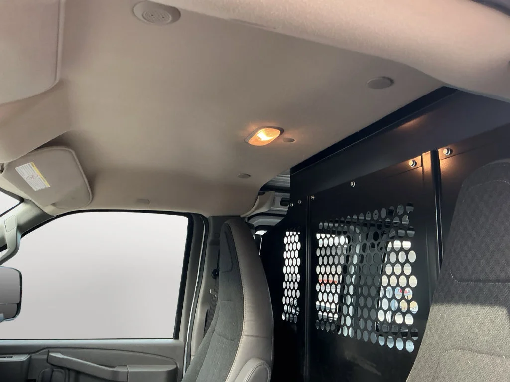 2025 GMC Savana Cargo Work Van - Photo 17