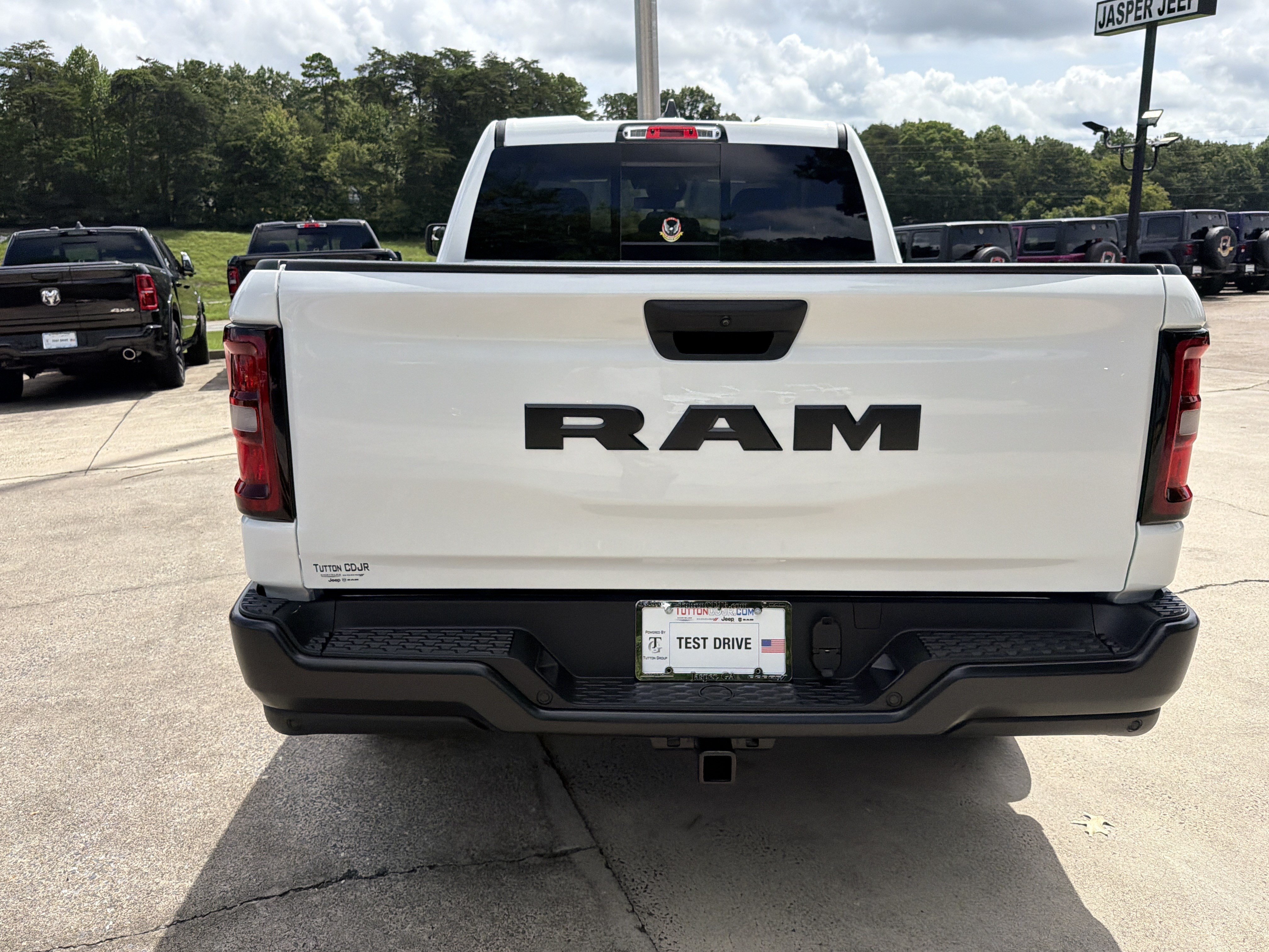 New 2026 Bright White Clearcoat RAM Tradesman image 6