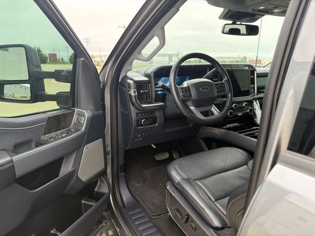 Used 2024 Gray Ford Lariat image 3