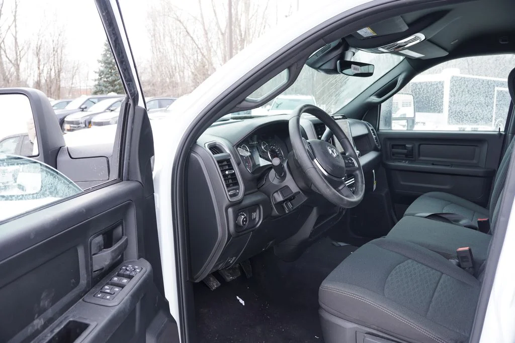 New 2026 Bright White Clearcoat RAM Tradesman image 11