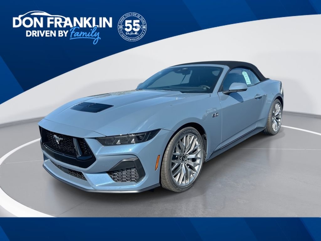 2026 Ford Mustang GT Premium Convertible's photo