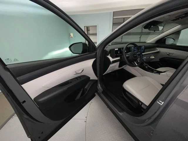 Used 2026 Gray Hyundai SE image 11