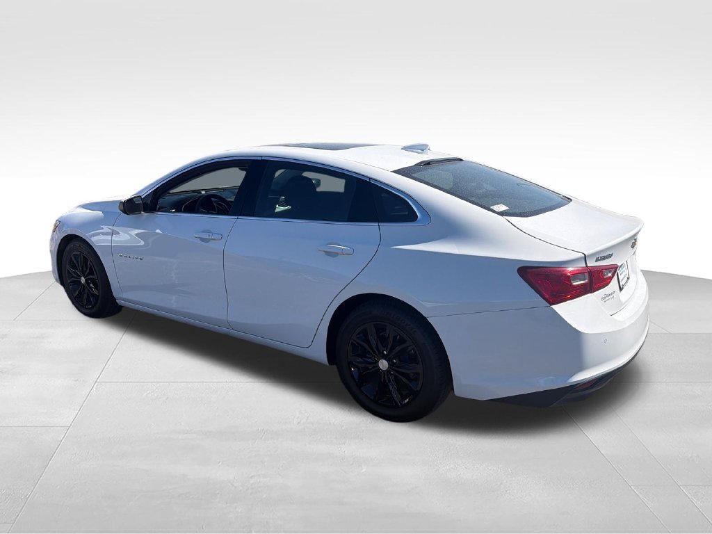 Used 2024 White Chevrolet LT image 3