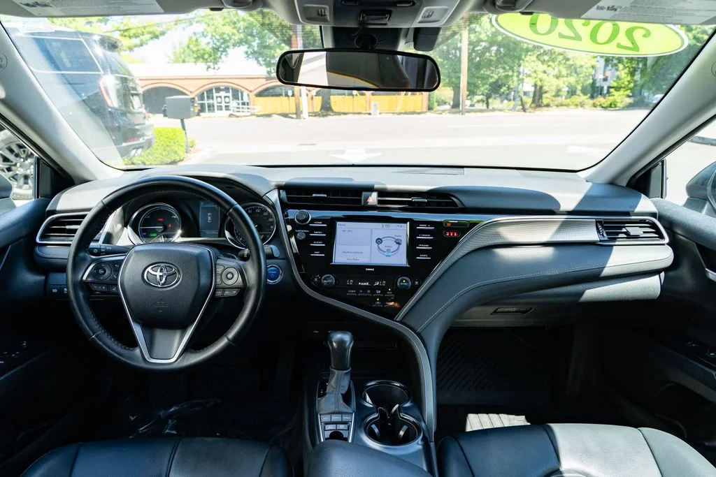 Used 2020 Gray Toyota SE image 9