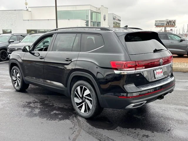 New 2026 Black Volkswagen 2.0T SE w/Technology image 3