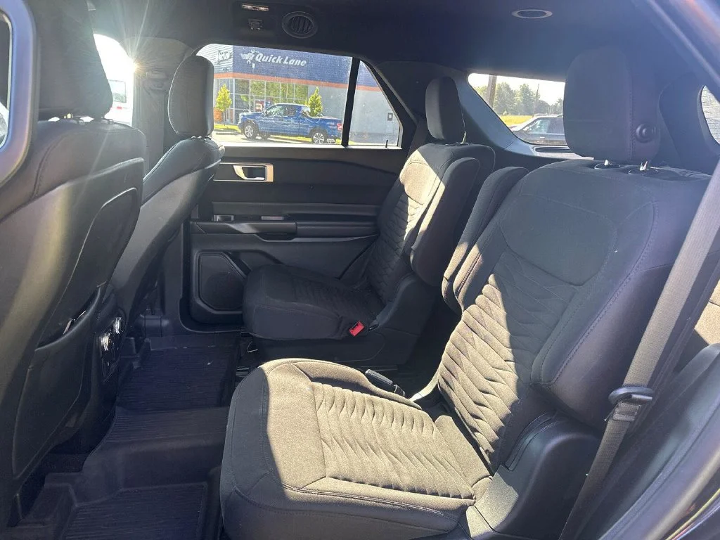 Used 2020 Black Ford XLT image 14