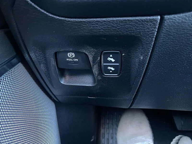 2026 RAM 1500 Laramie - Photo 13
