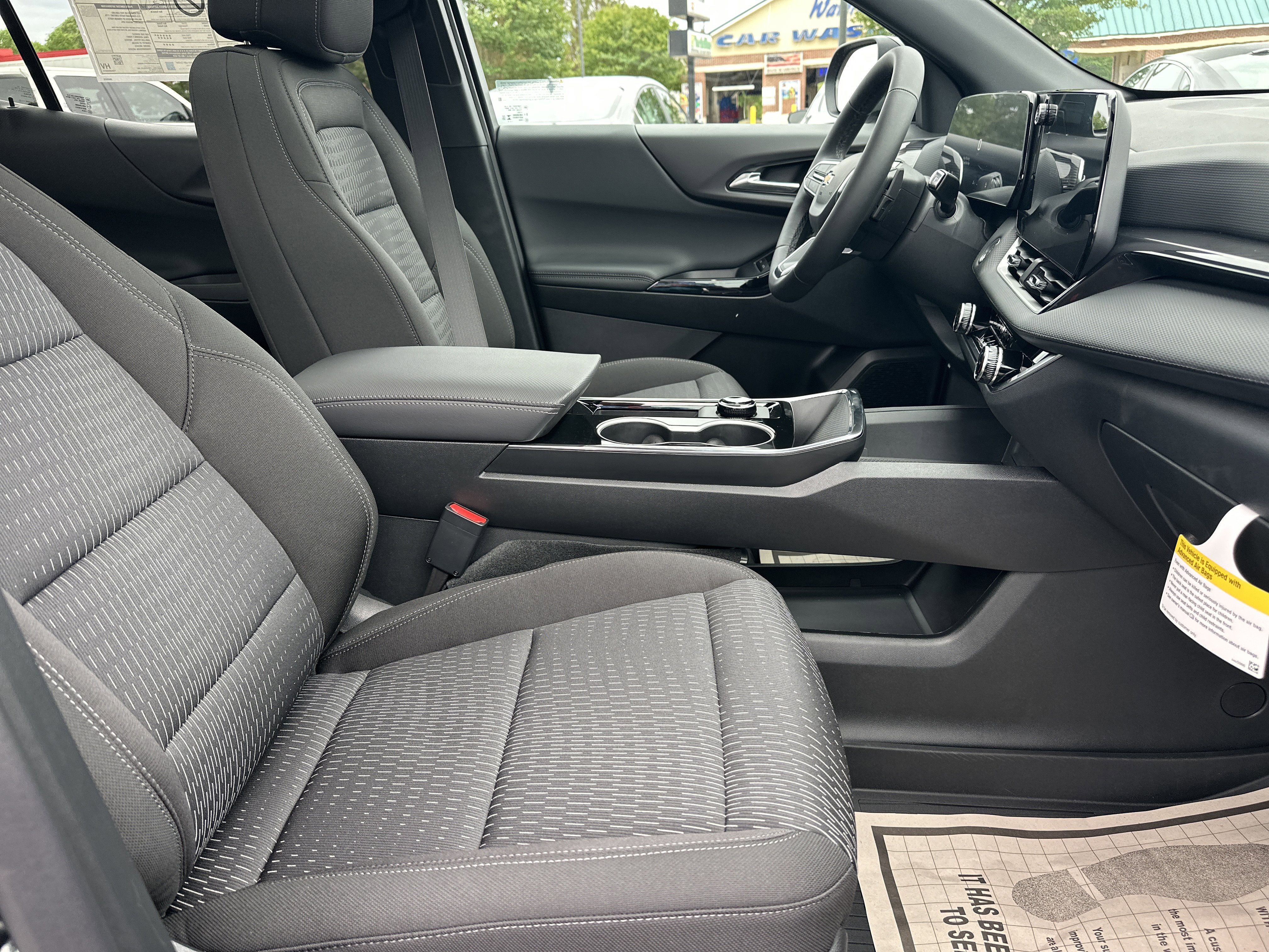 2026 Chevrolet Equinox LT - Photo 14