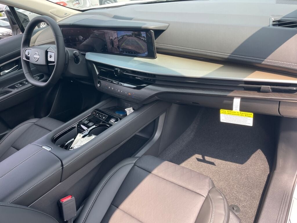 New 2026 Everest White Pearl Tricoat Nissan Platinum image 22