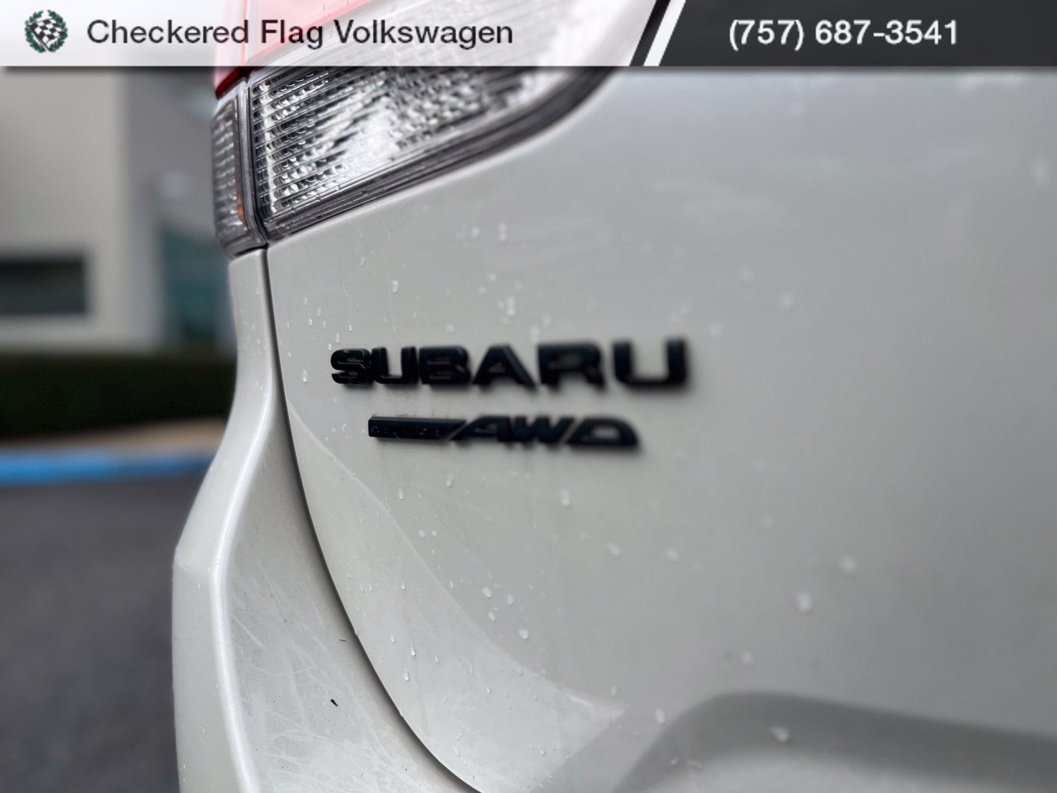 Used 2024 Crystal White Pearl Subaru Wilderness image 10
