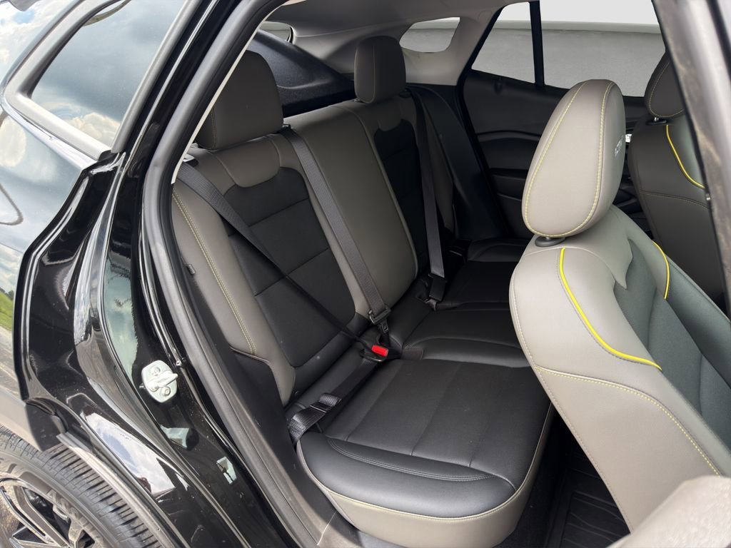 Used 2025 Mosaic Black Metallic Chevrolet ACTIV image 19