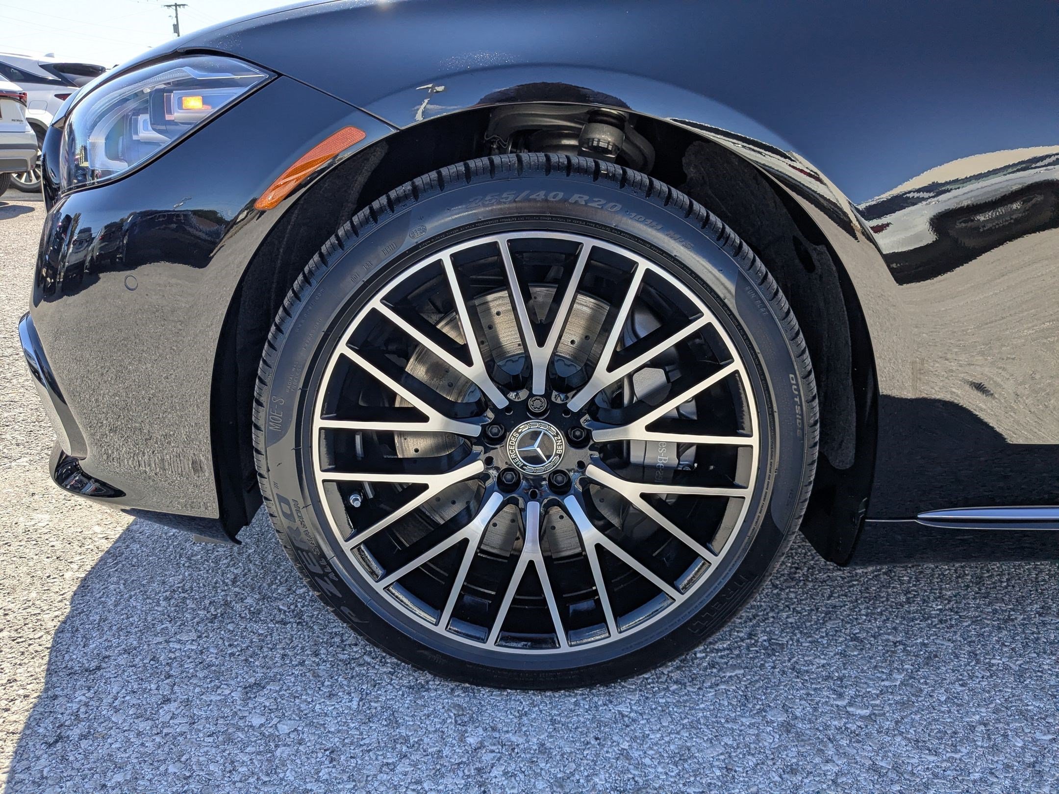 New 2026 Obsidian Black Metallic Mercedes-Benz S 580 image 47