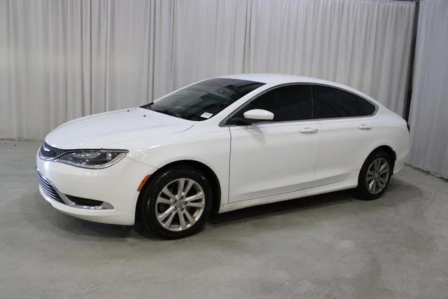Used 2015 White Chrysler Limited image 24