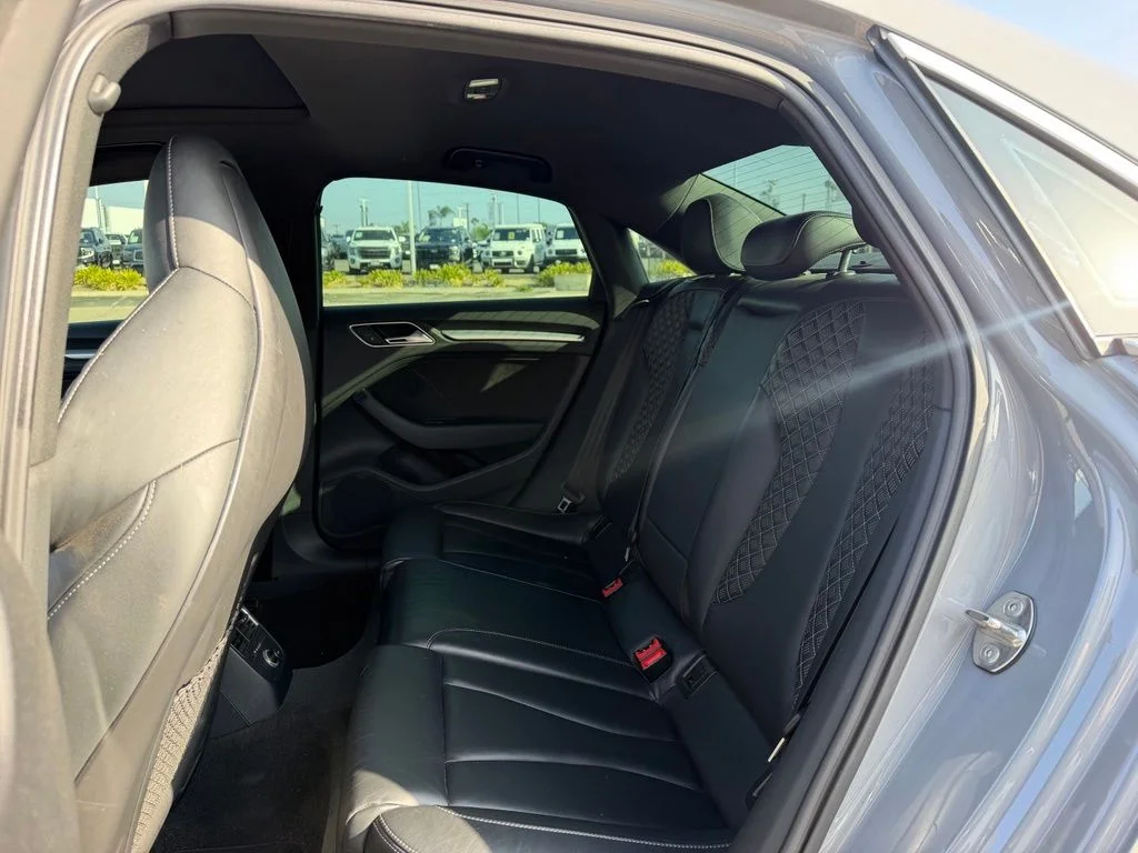 Used 2018  Audi 2.5T image 4