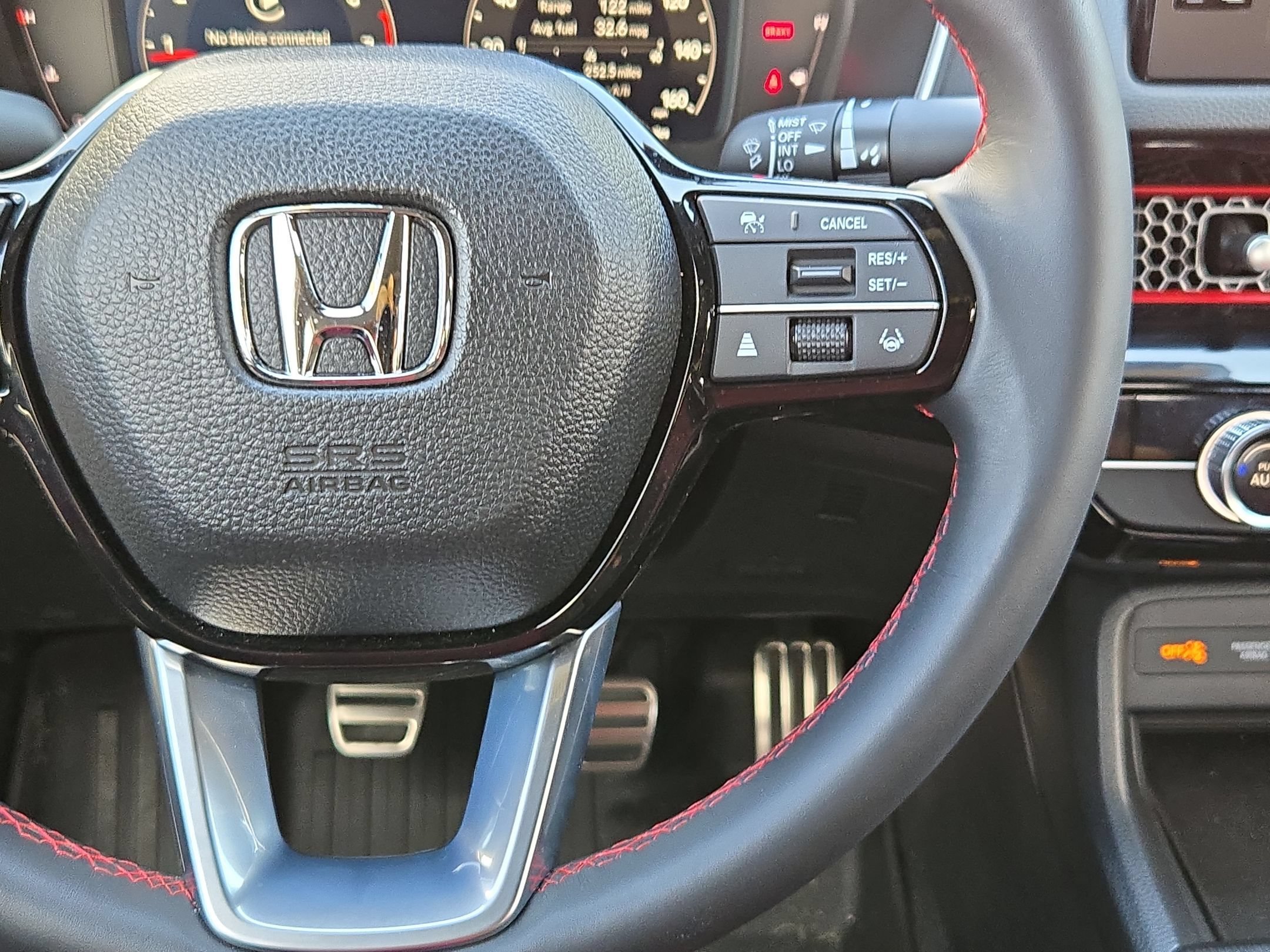 Used 2026 Platinum White Pearl Honda FWD image 22