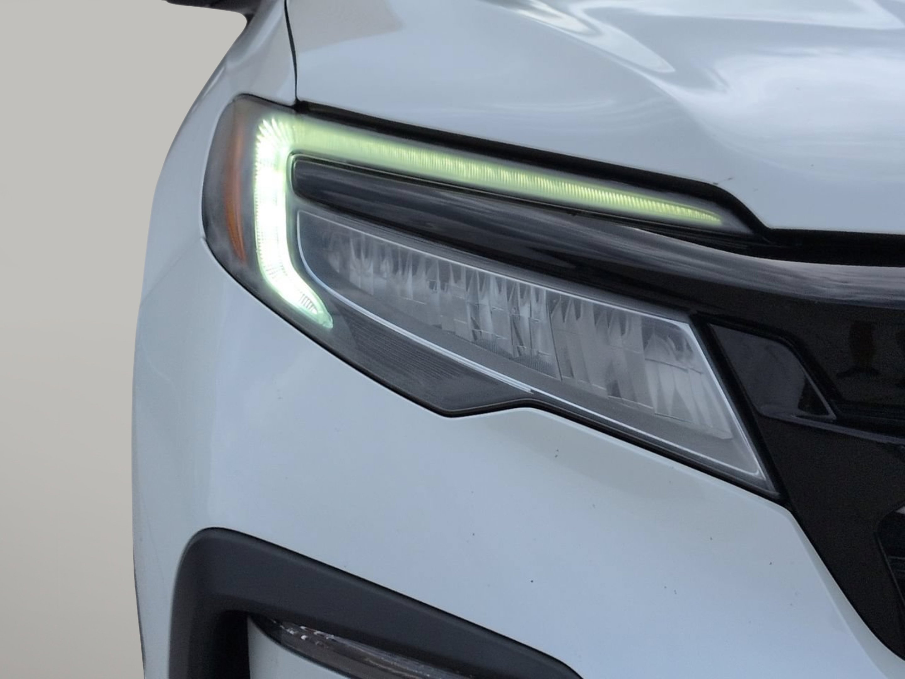 Used 2019  Honda Touring image 10