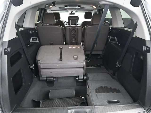 Used 2019 Silver Honda EX-L image 13