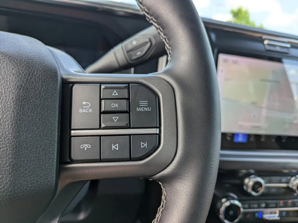 New 2026 Oxford White Ford Lariat image 30
