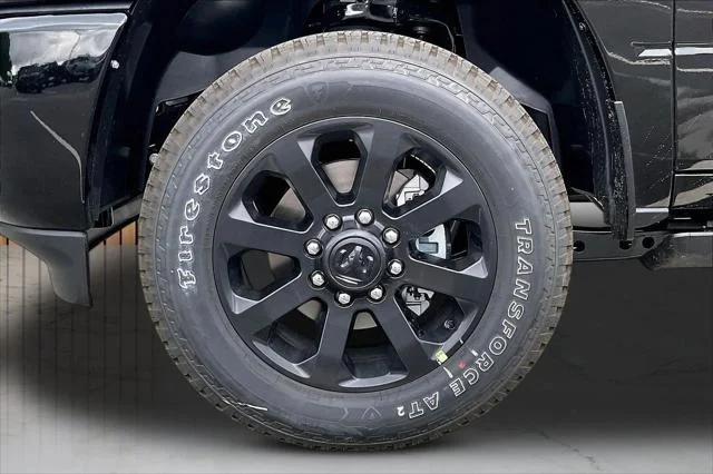 New 2026 Diamond Black Crystal Pearl-Coat Exterior Paint RAM LARAMIE image 33