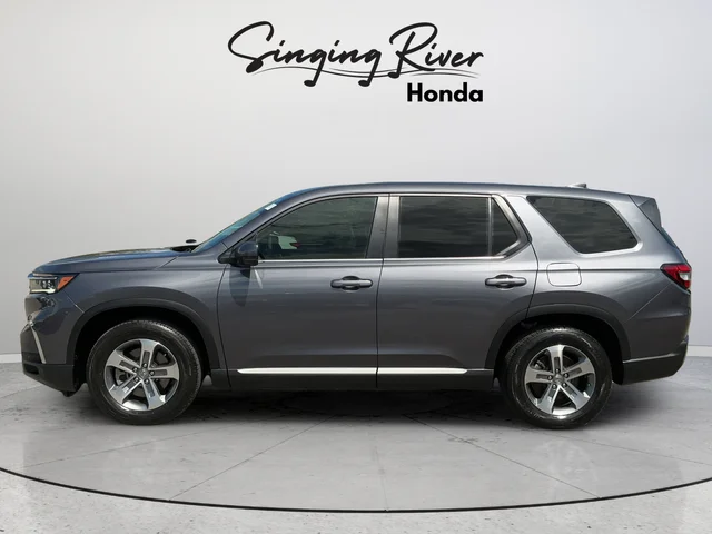 Used 2025  Honda EX-L image 4